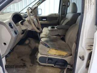 2005 Ford F-150 XLT z VIN 1FTPW12565FA30863, wystawiony jako Copart lot #56491625 z przebiegiem 186 042 mil mil oraz Czysty tytuł • Clean title. Historia ofert i sprzedaży dostępna na DreamBid. Obrazek 7.