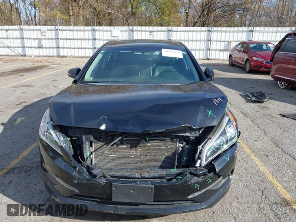2015 Hyundai Sonata Limited with VIN 5NPE34AF4FH082978, listed as a IAAI auction lot 40717431 with 84,870 mi miles and . Bid and sale history available at carsss.com. Image 6.