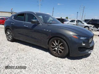 2017 Maserati Levante S z VIN ZN661YUL3HX230501, wystawiony jako Copart lot #56380275 z przebiegiem 82 058 mil mil oraz Czysty tytuł • Clean title. Historia ofert i sprzedaży dostępna na DreamBid. Obrazek 4.