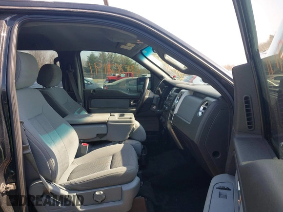 2014 Ford F-150 XL with VIN 1FTFW1EF0EFC98677, listed as a IAAI auction lot 41762191 with 212,626 mi miles. Bid and sale history available at carsss.com. Image 5.