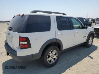 2007 Ford Explorer XLT with VIN 1FMEU73E47UB41663, listed as a Copart auction lot 64520825 with 136,821 mi miles and Clean title. Bid and sale history available at DreamBid. Image 3.