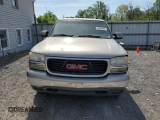 2002 GMC Yukon SLT z VIN 1GKEK13Z52J125819, wystawiony jako Copart lot #55034305 z przebiegiem 237 595 mil mil oraz Czysty tytuł • Clean title. Historia ofert i sprzedaży dostępna na DreamBid. Obrazek 5.