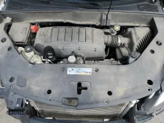 2017 Chevrolet Traverse LS with VIN 1GNKRFED4HJ353772, listed as a Copart auction lot 48069045 with 101,540 mi miles and Salvage Title. Bid and sale history available at carsss.com. Image 12.