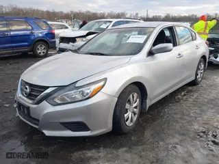 2018 Nissan Altima 2.5 S with VIN 1N4AL3AP1JC251107, listed as a IAAI auction lot 41316957 with 93,434 mi miles. Bid and sale history available at carsss.com. Image 17.