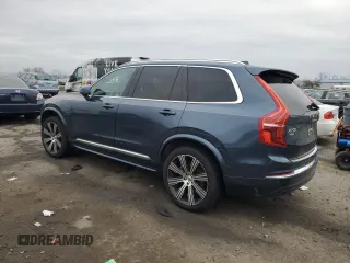 2023 Volvo XC90 Ultimate with VIN YV4062PA0P1994451, listed as a Copart auction lot 88071755 with 21,464 mi miles and Salvage Title. Bid and sale history available at carsss.com. Image 2.