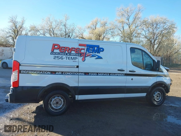 2019 Ford Transit with VIN 1FTYE1YM9KKB70785, listed as a IAAI auction lot 40818143 with 96,199 mi miles. Bid and sale history available at carsss.com. Image 14.