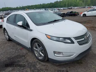 2013 Chevrolet Volt with VIN 1G1RA6E46DU132111, listed as a IAAI auction lot 42116096 with 184,345 mi miles and . Bid and sale history available at carsss.com. Image 1.