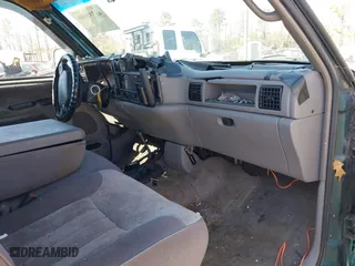 1996 Dodge Ram 1500 with VIN 3B7HF13Z8TG121571, listed as a IAAI auction lot 41759066 with 157,129 mi miles. Bid and sale history available at carsss.com. Image 5.