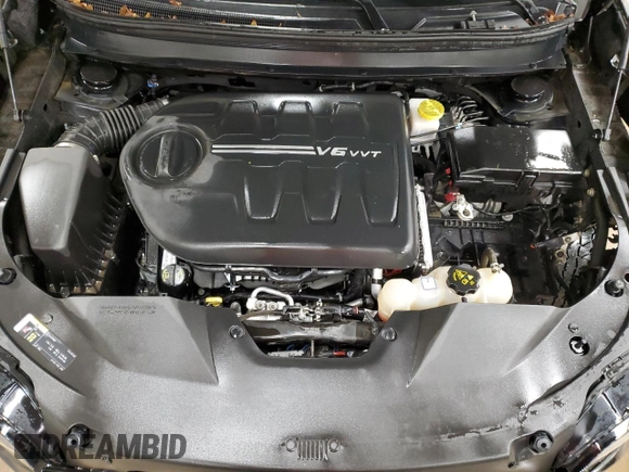 2019 Jeep Cherokee Trailhawk Elite with VIN 1C4PJMBX2KD227246, listed as a Copart auction lot 87815615 with 88,636 mi miles and Salvage Title. Bid and sale history available at carsss.com. Image 12.
