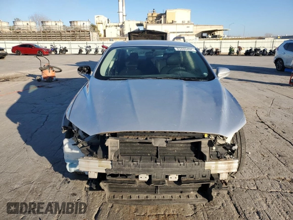 2016 Ford Fusion SE with VIN 3FA6P0H70GR207351, listed as a Copart auction lot 85886494 with 140,864 mi miles and Salvage Title. Bid and sale history available at DreamBid. Image 5.
