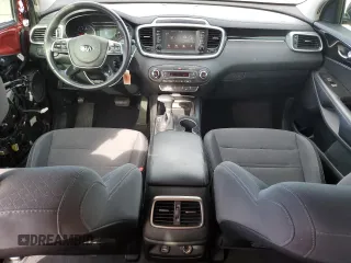 2019 Kia Sorento S z VIN 5XYPG4A56KG596143, wystawiony jako Copart lot #43208255 z przebiegiem 80 643 mil mil oraz Szkoda całkowita • Salvage title. Historia ofert i sprzedaży dostępna na DreamBid. Obrazek 8.