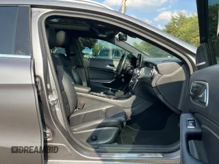 2016 Mercedes-Benz GLA 250 z VIN WDCTG4GB8GJ246588, wystawiony jako Copart lot #60938225 z przebiegiem 130 817 mil mil oraz Czysty tytuł • Clean title. Historia ofert i sprzedaży dostępna na DreamBid. Obrazek 5.