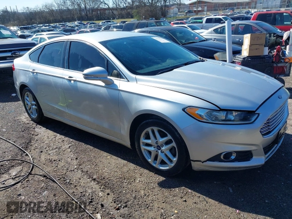 2014 Ford Fusion SE with VIN 3FA6P0HR0ER104588, listed as a IAAI auction lot 41573701 with 281,160 mi miles. Bid and sale history available at carsss.com. Image 1.