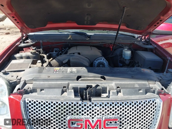 2014 GMC Yukon XL Denali with VIN 1GKS2MEF0ER219409, listed as a IAAI auction lot 41652010 with 184,171 mi miles. Bid and sale history available at carsss.com. Image 10.