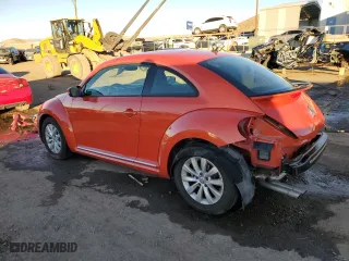 2019 Volkswagen Beetle S with VIN 3VWFD7AT9KM712147, listed as a Copart auction lot 84101684 with 13,300 mi miles and Salvage Title. Bid and sale history available at carsss.com. Image 2.