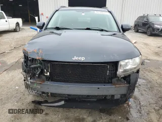 2014 Jeep Compass High Altitude with VIN 1C4NJCEA3ED643268, listed as a Copart auction lot 86148574 with 153,481 mi miles and Non Repairable. Bid and sale history available at carsss.com. Image 5.