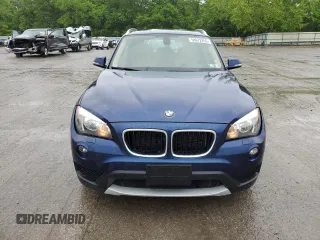 2014 BMW X1 xDrive28i z VIN WBAVL1C55EVY20446, wystawiony jako Copart lot #58672355 z przebiegiem 127 601 mil mil oraz Czysty tytuł • Clean title. Historia ofert i sprzedaży dostępna na DreamBid. Obrazek 5.