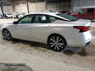 2019 Nissan Altima SR with VIN 1N4BL4CV0KC197015, listed as a Copart auction lot 49549033 with 52,631 mi miles and Salvage Title. Bid and sale history available at DreamBid. Image 2.