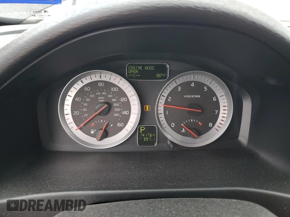 2012 Volvo C70 T5 with VIN YV1672MC7CJ131358, listed as a Copart auction lot 51735285 with 141,764 mi miles and Salvage Title. Bid and sale history available at carsss.com. Image 9.