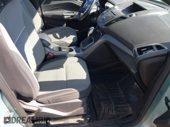 2013 Ford C-Max SE with VIN 1FADP5AUXDL557729, listed as a IAAI auction lot 41802589 with 105,108 mi miles. Bid and sale history available at carsss.com. Image 5.