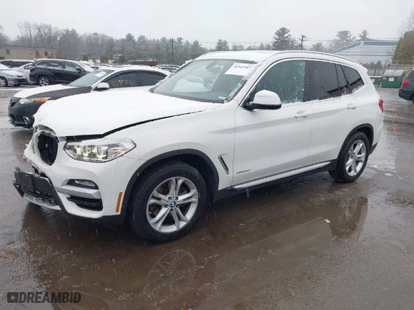 2018 BMW X3 xDrive30i with VIN 5UXTR9C57JLC79852, listed as a IAAI auction lot 40942487 with 87,050 mi miles. Bid and sale history available at carsss.com. Image 4.
