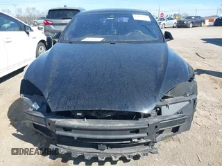 2015 Tesla Model S 85D z VIN 5YJSA1E24FF114180, wystawiony jako IAAI lot #41832583 z przebiegiem 152 008 mil mil oraz . Historia ofert i sprzedaży dostępna na DreamBid. Obrazek 12.