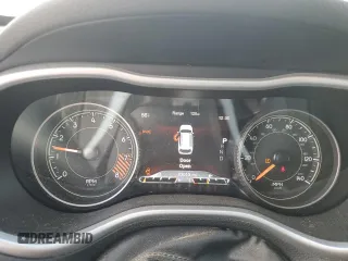 2015 Jeep Cherokee Trailhawk with VIN 1C4PJMBS3FW787033, listed as a Copart auction lot 49176735 with 83,013 mi miles and Salvage Title. Bid and sale history available at carsss.com. Image 9.
