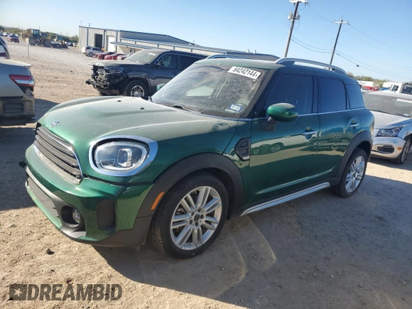 2022 MINI Countryman Cooper with VIN WMZ23BR04N3N62018, listed as a Copart auction lot 84242144 with 52,476 mi miles and Salvage Title. Bid and sale history available at carsss.com. Image 1.