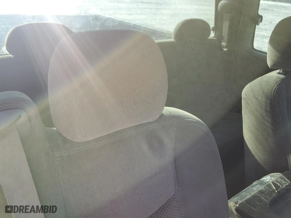 2003 Chevrolet Silverado 2500HD LS with VIN 1GCHK29U03E332266, listed as a Copart auction lot 42252975 with 516,324 mi miles and Salvage Title. Bid and sale history available at carsss.com. Image 10.