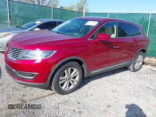2018 Lincoln MKX Premiere z VIN 2LMPJ6JR9JBL49816, wystawiony jako IAAI lot #41963904 z przebiegiem 62 429 mil mil oraz . Historia ofert i sprzedaży dostępna na DreamBid. Obrazek 2.