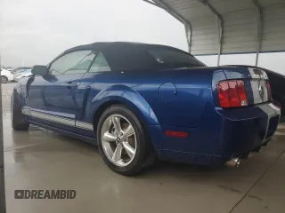 2008 Ford Mustang GT Deluxe z VIN 1ZVHT85H385129062, wystawiony jako Copart lot #54675065 z przebiegiem 21 463 mil mil oraz Szkoda całkowita • Salvage title. Historia ofert i sprzedaży dostępna na DreamBid. Obrazek 2.