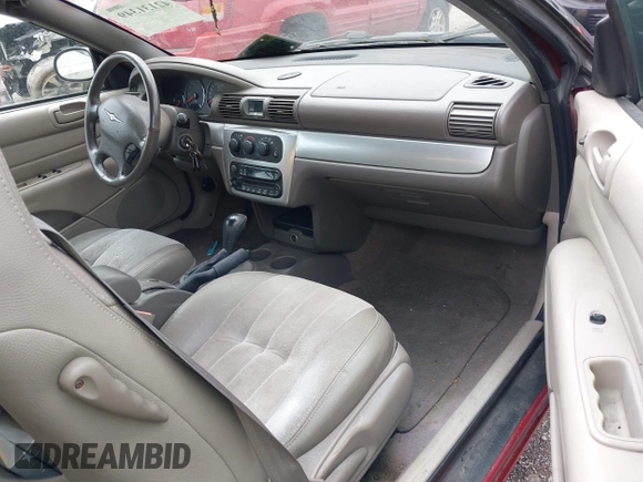 2005 Chrysler Sebring Touring with VIN 1C3EL55RX5N690534, listed as a IAAI auction lot 42131349 with 120,040 mi miles and . Bid and sale history available at DreamBid. Image 5.