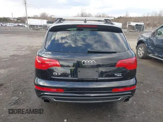 2015 Audi Q7 3.0T S line Prestige with VIN WA1DGAFE7FD006783, listed as a IAAI auction lot 41464002 with 96,845 mi miles. Bid and sale history available at carsss.com. Image 16.