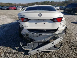 2023 Nissan Altima SL with VIN 1N4BL4EV7PN302500, listed as a Copart auction lot 42050125 with 36,016 mi miles and Salvage Title. Bid and sale history available at DreamBid. Image 6.