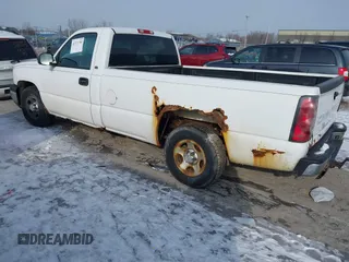 2004 Chevrolet Silverado 1500 Work Truck with VIN 1GCEC14X44Z236873, listed as a IAAI auction lot 41373750 with 95,355 mi miles. Bid and sale history available at carsss.com. Image 3.