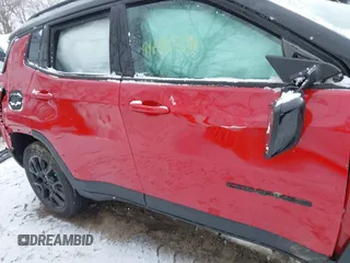 2023 Jeep Compass Latitude with VIN 3C4NJDBN9PT531729, listed as a IAAI auction lot 41620284 with 27,824 mi miles and . Bid and sale history available at DreamBid. Image 14.