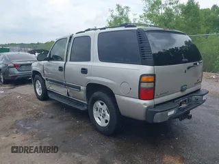 2004 Chevrolet Tahoe LT z VIN 1GNEC13Z74R233346, wystawiony jako IAAI lot #42095020 z przebiegiem 123 257 mil mil oraz . Historia ofert i sprzedaży dostępna na DreamBid. Obrazek 3.