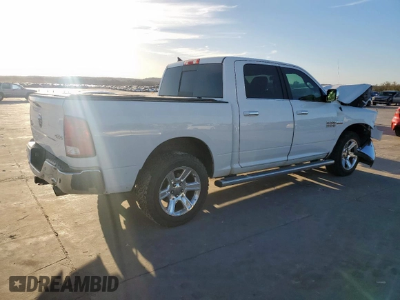 2018 Ram 1500 SLT z VIN 1C6RR7LT7JS158621, wystawiony jako Copart lot #49416695 z przebiegiem 228 656 mil mil oraz Szkoda całkowita • Salvage title. Historia ofert i sprzedaży dostępna na DreamBid. Obrazek 3.
