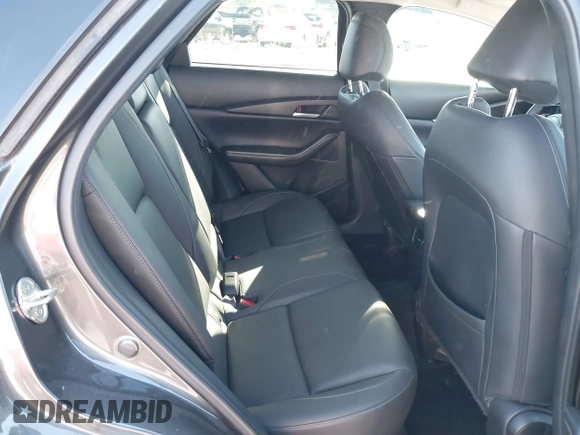 2022 Mazda CX-30 S Select z VIN 3MVDMBBL0NM415511, wystawiony jako IAAI lot #41513247 z przebiegiem Nie podano mil oraz . Historia ofert i sprzedaży dostępna na DreamBid. Obrazek 8.