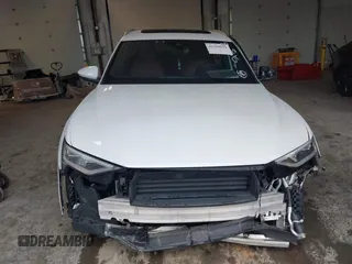 2019 Audi e-tron Premium Plus с VIN WA1LAAGE4KB023803, выставлен на аукционе IAAI как лот 42184693 с пробегом 30 746 миль миль и . История ставок и продаж доступна на DreamBid. Изображение 12.