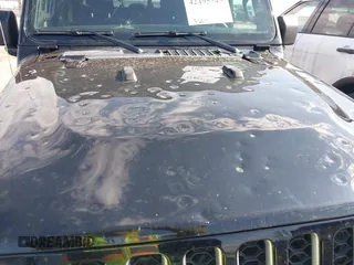2023 Jeep Gladiator Overland с VIN 1C6HJTFG2PL552850, выставлен на аукционе IAAI как лот 42495345 с пробегом 52 011 миль миль и . История ставок и продаж доступна на DreamBid. Изображение 6.