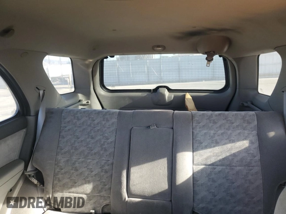 2005 Kia Sorento LX with VIN KNDJD733055363741, listed as a Copart auction lot 88302565 with 0 mi miles and Salvage Title. Bid and sale history available at carsss.com. Image 10.