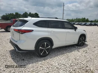 2022 Toyota Highlander XSE with VIN 5TDJZRAH7NS097169, listed as a Copart auction lot 54572455 with 86,007 mi miles and Salvage title. Bid and sale history available at DreamBid. Image 3.