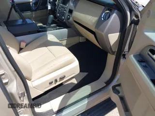 2017 Ford Expedition XLT with VIN 1FMJU1HT9HEA30640, listed as a IAAI auction lot 42257310 with Not provided miles and . Bid and sale history available at DreamBid. Image 5.