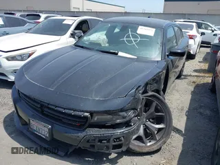 2018 Dodge Charger Daytona z VIN 2C3CDXCT7JH253401, wystawiony jako IAAI lot #42261955 z przebiegiem 25 346 mil mil oraz . Historia ofert i sprzedaży dostępna na DreamBid. Obrazek 2.