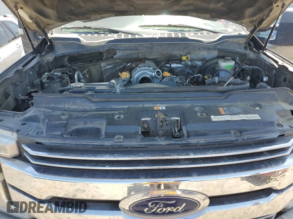2019 Ford F-250 XL z VIN 1FT7W2BT8KEG47302, wystawiony jako Copart lot #55433195 z przebiegiem 190 303 mil mil oraz Czysty tytuł • Clean title. Historia ofert i sprzedaży dostępna na DreamBid. Obrazek 11.