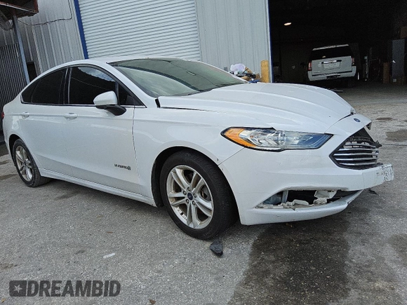 2018 Ford Fusion SE with VIN 3FA6P0LU3JR226898, listed as a Copart auction lot 47219245 with Not Provided miles and Clean Title. Bid and sale history available at DreamBid. Image 4.
