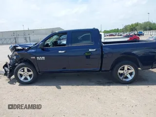 2013 Ram 1500 Express z VIN 1C6RR6KT3DS566209, wystawiony jako IAAI lot #42060295 z przebiegiem 168 948 mil mil oraz . Historia ofert i sprzedaży dostępna na DreamBid. Obrazek 15.