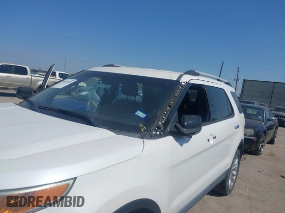 2013 Ford Explorer XLT z VIN 1FM5K7D87DGA87803, wystawiony jako IAAI lot #40593863 z przebiegiem 197 009 mil mil oraz . Historia ofert i sprzedaży dostępna na DreamBid. Obrazek 6.