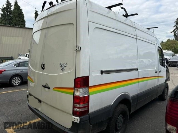 2016 Mercedes-Benz Sprinter Cargo with VIN WD3PE7DD6GP339069, listed as a Copart auction lot 74142614 with 53,121 mi miles and Salvage Title. Bid and sale history available at carsss.com. Image 4.